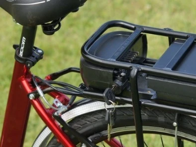 An Oibríonn Ceallra 24v ar Ebike 36v